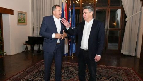 СВАЂА У ХРВАТСКОМ ДРЖАВНОМ ВРХУ: Лети перје због Додиковог лета на Хвар СВАЂА У ХРВАТСКОМ ДРЖАВНОМ ВРХУ: Лети перје због Додиковог лета на Хвар