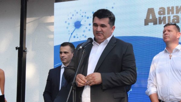 ЗА КРАЈ САЈАМ ДОМАЋЕ РАДИНОСТИ: Сутра се завршавају овогодишњи Дани дијаспоре у Лопарама ЗА КРАЈ САЈАМ ДОМАЋЕ РАДИНОСТИ: Сутра се завршавају овогодишњи Дани дијаспоре у Лопарама