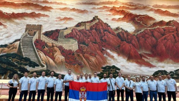 ДЕЛЕГАЦИЈА СНС У ПОСЕТИ КИНИ: Комунистичка партија Кине представља инспирацију за читаво човечанство ДЕЛЕГАЦИЈА СНС У ПОСЕТИ КИНИ: Комунистичка партија Кине представља инспирацију за читаво човечанство