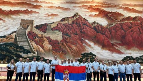ДЕЛЕГАЦИЈА СНС У ПОСЕТИ КИНИ: Комунистичка партија Кине представља инспирацију за читаво човечанство ДЕЛЕГАЦИЈА СНС У ПОСЕТИ КИНИ: Комунистичка партија Кине представља инспирацију за читаво човечанство