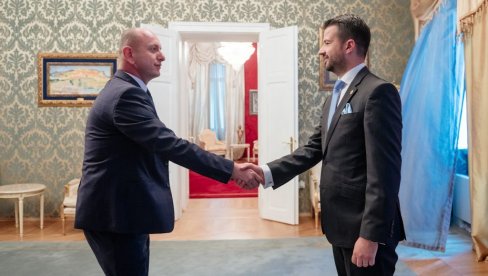 DRUGI NE MOGU BITI POSLEDNJI: U Milatovićevom kabinetu juče BS, Demokrate i DNP DRUGI NE MOGU BITI POSLEDNJI: U Milatovićevom kabinetu juče BS, Demokrate i DNP