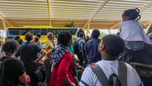 GRANICE NIGERA OPET OTVORENE: Zatvorena još međa s Nigerijom. Francuska evakuiše građane, SAD ostaju GRANICE NIGERA OPET OTVORENE: Zatvorena još međa s Nigerijom. Francuska evakuiše građane, SAD ostaju