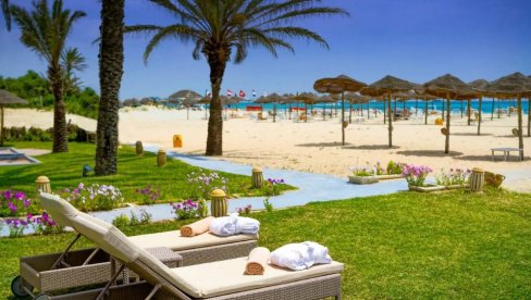 Saznajemo gde je više od 5000 zadovoljnih srpskih turista letovalo ovog leta - pridružite im se! Saznajemo gde je više od 5000 zadovoljnih srpskih turista letovalo ovog leta - pridružite im se!
