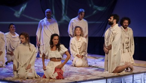POBUNA MALOG ČOVEKA: Bokačov Dekameron spektakularno izveden na festivalu Barski ljetopis POBUNA MALOG ČOVEKA: Bokačov Dekameron spektakularno izveden na festivalu Barski ljetopis