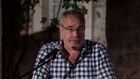 MIHAJLO PANTIĆ NA TRGU PJESNIKA: O svom delu u Budvi govori poznati beogradski pisac i univerzitetski profesor MIHAJLO PANTIĆ NA TRGU PJESNIKA: O svom delu u Budvi govori poznati beogradski pisac i univerzitetski profesor