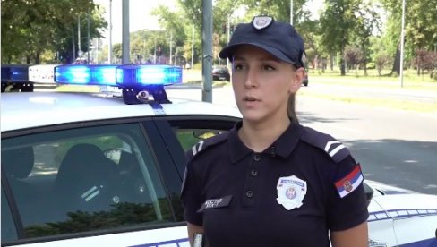 MUP POSEBNO APELUJE NA MLADE VOZAČE Ne dozvolite da neiskustvo za volanom uništi vaš i tuđi život (VIDEO) MUP POSEBNO APELUJE NA MLADE VOZAČE Ne dozvolite da neiskustvo za volanom uništi vaš i tuđi život (VIDEO)