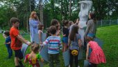 RADIONICA ZA DECU U MUZEJU JUGOSLAVIJE: Oživljavanje skulptura iz parka RADIONICA ZA DECU U MUZEJU JUGOSLAVIJE: Oživljavanje skulptura iz parka