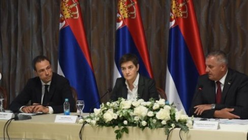 SEDNICA DVE VLADE: U nastavku dana očekuje nas i Savet za saradnju Republike Srbije i Republike Srpske SEDNICA DVE VLADE: U nastavku dana očekuje nas i Savet za saradnju Republike Srbije i Republike Srpske
