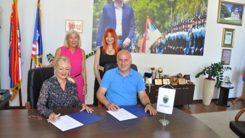 POMOĆ LICIMA SA INVALIDITETOM: Potpisan sporazum u opštini Zvezdara POMOĆ LICIMA SA INVALIDITETOM: Potpisan sporazum u opštini Zvezdara