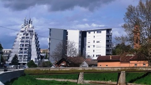 УКЛАЊАЈУ И ЧЕТВРТИ ПЕШАЧКИ МОСТ: Од понедељка у Параћину забрана паркирања у зони радова УКЛАЊАЈУ И ЧЕТВРТИ ПЕШАЧКИ МОСТ: Од понедељка у Параћину забрана паркирања у зони радова