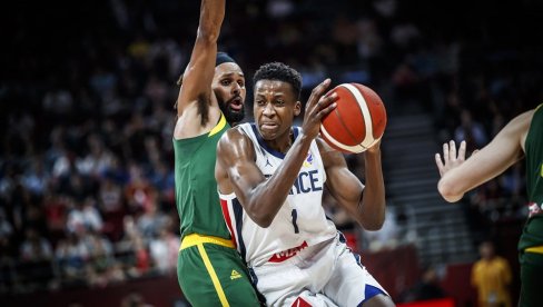 NAPOKON MALO CRNO-BELOG DIMA: Francuski NBA plejmejker (samo) u mislima Obradovića NAPOKON MALO CRNO-BELOG DIMA: Francuski NBA plejmejker (samo) u mislima Obradovića