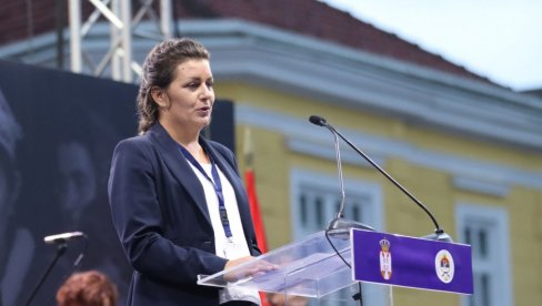 „ИЗ РОДНОГ КНИНА САМ ИСТРГНУТА ОЛУЈОМ 1995. ГОДИНЕ“: Тужна исповест Јоване Ђаковић – „Нисам знала да постоје тако лоши људи“ (ФОТО/ВИДЕО) „ИЗ РОДНОГ КНИНА САМ ИСТРГНУТА ОЛУЈОМ 1995. ГОДИНЕ“: Тужна исповест Јоване Ђаковић – „Нисам знала да постоје тако лоши људи“ (ФОТО/ВИДЕО)