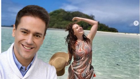 ТВРДОГЛАВИ МАГАРАЦ: Нова девојка Луке Раца објавила фотку о којој се прича (ФОТО) ТВРДОГЛАВИ МАГАРАЦ: Нова девојка Луке Раца објавила фотку о којој се прича (ФОТО)