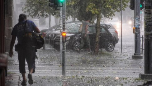 STIŽE NOVO NEVREME, MOGUĆE POPLAVE: Vremenska prognoza za nedelju, 6. avgust