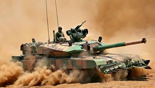 ИНДИЈСКИ ТЕК ЗА АФРИКУ: Русија оставила празнину, “Ајрун” чека шансу (ВИДЕО) ИНДИЈСКИ ТЕК ЗА АФРИКУ: Русија оставила празнину, “Ајрун” чека шансу (ВИДЕО)