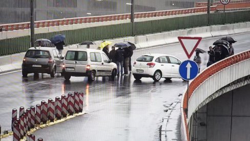 DVOLIČNOST OPOZICIJE: Bore se protiv Rio Tinta i blokiraju Gazelu, a privatno posluju sa istim istom tom kompanijom