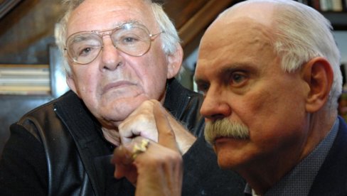 KOJA JE RAZLIKA IZMEĐU RUSA I AMERIKANACA: Objašnjenje koje je Nikita Mihalkov dao Kaporu i danas se pamti KOJA JE RAZLIKA IZMEĐU RUSA I AMERIKANACA: Objašnjenje koje je Nikita Mihalkov dao Kaporu i danas se pamti