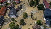 STRAHUJE SE OD NOVIH POPLAVA U SLOVENIJI: Rastu vodostaji reka, deo građana evakuisan STRAHUJE SE OD NOVIH POPLAVA U SLOVENIJI: Rastu vodostaji reka, deo građana evakuisan
