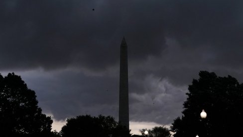 VLADI NE VERUJE DVE TREĆINE AMERIKANACA: Galup - Nagli pad poverenja i u pravosuđe i vojsku