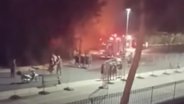 НОВЕ УЖАСНЕ ИНФОРМАЦИЈЕ: У сукобу навијача повређена 12-годишња девојчица НОВЕ УЖАСНЕ ИНФОРМАЦИЈЕ: У сукобу навијача повређена 12-годишња девојчица