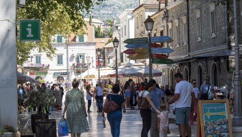 TURISTI VOLE TREBINJE: Ostvareno 8.600 noćenja ili 51 odsto više u odnosu na jul prošle godine