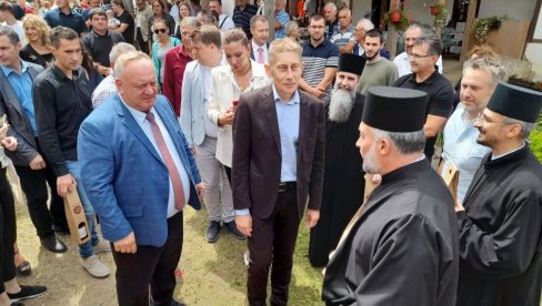 VERA NAS JE ODRŽALA I SAČUVALA: Država neće dozvoliti da propadne konak Rudarske crkve star više od 200 godina VERA NAS JE ODRŽALA I SAČUVALA: Država neće dozvoliti da propadne konak Rudarske crkve star više od 200 godina