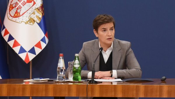 ЛАЖЕТЕ, НА БОГА НЕ МИСЛИТЕ Премијерка реаговала на текст Нове С - То је понижавање здравог разума ЛАЖЕТЕ, НА БОГА НЕ МИСЛИТЕ Премијерка реаговала на текст Нове С - То је понижавање здравог разума