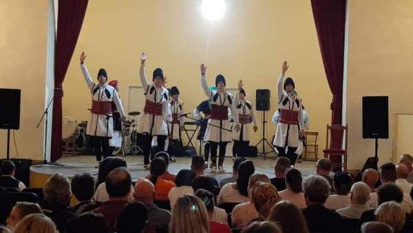 „ЗВУЦИ ПОДЈУХОРЈА“ У СВОЈНОВУ: Млади хармоникаши такмичиће се 12. августа „ЗВУЦИ ПОДЈУХОРЈА“ У СВОЈНОВУ: Млади хармоникаши такмичиће се 12. августа