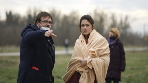 MLADEN ĐORĐEVIĆ PRED SVETSKU PREMIJERU FILMA NA FESTIVALU U TORONTU: Kuda ide radnička klasa MLADEN ĐORĐEVIĆ PRED SVETSKU PREMIJERU FILMA NA FESTIVALU U TORONTU: Kuda ide radnička klasa