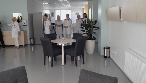 БОЛНИЦА НА МИШЕЛУКУ СУТРА ПРИМА ПРВЕ ПАЦИЈЕНТЕ НА ПАЛИЈАТИВНУ НЕГУ: Простор за бољи квалитет живота најтеже оболелих БОЛНИЦА НА МИШЕЛУКУ СУТРА ПРИМА ПРВЕ ПАЦИЈЕНТЕ НА ПАЛИЈАТИВНУ НЕГУ: Простор за бољи квалитет живота најтеже оболелих