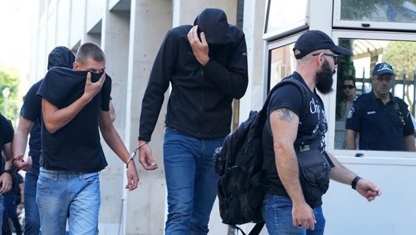 УХАПШЕН УБИЦА НАВИЈАЧА АЕК-а: Није у питању Хрват? УХАПШЕН УБИЦА НАВИЈАЧА АЕК-а: Није у питању Хрват?