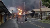 ШУМСКИ ПОЖАР НА ХАВАЈСКОМ ОСТРВУ МАУИ: Страдало шесторо људи, извршено 13 евакуација (ФОТО) ШУМСКИ ПОЖАР НА ХАВАЈСКОМ ОСТРВУ МАУИ: Страдало шесторо људи, извршено 13 евакуација (ФОТО)