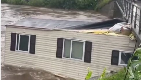 DRAMATIČNI SNIMCI IZ NORVEŠKE: Oluja Hans izazvala velike poplave u toj skandinavskoj zemlji DRAMATIČNI SNIMCI IZ NORVEŠKE: Oluja Hans izazvala velike poplave u toj skandinavskoj zemlji