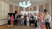 PROMOCIJA AKTIVIZMA U LESKOVCU: Za omladinske projekte dva miliona dinara PROMOCIJA AKTIVIZMA U LESKOVCU: Za omladinske projekte dva miliona dinara