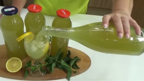 DOMAĆI SOK OD NANE: Najbolje osveženje za vrele letnje dane, a što je najbolje do svega ne mora da se kuva DOMAĆI SOK OD NANE: Najbolje osveženje za vrele letnje dane, a što je najbolje do svega ne mora da se kuva