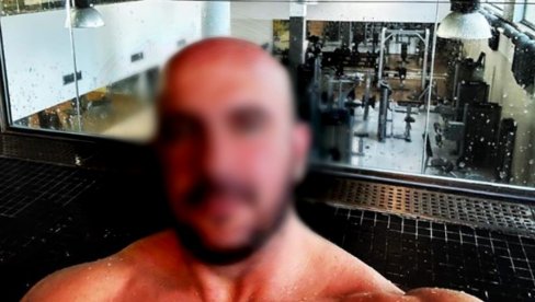 UBIO SAM OCA I SINA, BEBA JE ŽIVA Trostruki ubica iz Gradačca se javio uživo, dok policija traga za njim, ceo grad blokiran (FOTO) UBIO SAM OCA I SINA, BEBA JE ŽIVA Trostruki ubica iz Gradačca se javio uživo, dok policija traga za njim, ceo grad blokiran (FOTO)