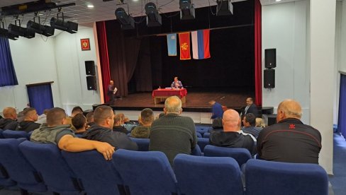 U ANDRIJEVICI DODATNE POLITIČKE TENZIJE: Sada traže smenu čelnika Skupštine U ANDRIJEVICI DODATNE POLITIČKE TENZIJE: Sada traže smenu čelnika Skupštine