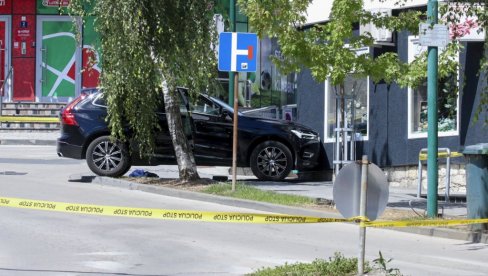 SULEJMANOVIĆ LOCIRAN NA FARMI: Prve fotografije i detalji potere za trostrukim ubicom (FOTO) SULEJMANOVIĆ LOCIRAN NA FARMI: Prve fotografije i detalji potere za trostrukim ubicom (FOTO)