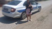 POLICIJA OBRADOVALA UPLAKANU DEVOJČICU: Uspeli su da pronađu ljubimca i vrate maloj vlasnici (FOTO)