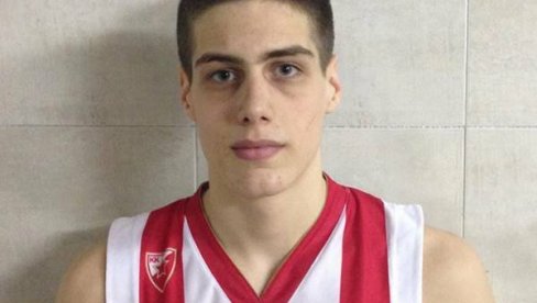 TUGA U NIKŠIĆU I ŠAVNIKU: Ivan Ćorović preminuo, prijatelji i drugovi s parketa u neverici zbog preranog odlaska bivšeg igrača Zvezde TUGA U NIKŠIĆU I ŠAVNIKU: Ivan Ćorović preminuo, prijatelji i drugovi s parketa u neverici zbog preranog odlaska bivšeg igrača Zvezde