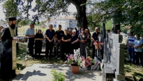 UBIJENA DVA SRPSKA DEČAKA NA BISTRICI: 78 hitaca iz automatskog oružja - sećanje na krvavi zločin na KiM UBIJENA DVA SRPSKA DEČAKA NA BISTRICI: 78 hitaca iz automatskog oružja - sećanje na krvavi zločin na KiM