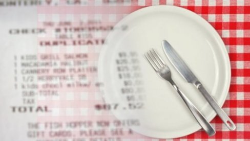 NAPLATILI JOJ PRAZAN TANJIR: Blogerku šokirao potez restorana - prevara ili ne? NAPLATILI JOJ PRAZAN TANJIR: Blogerku šokirao potez restorana - prevara ili ne?