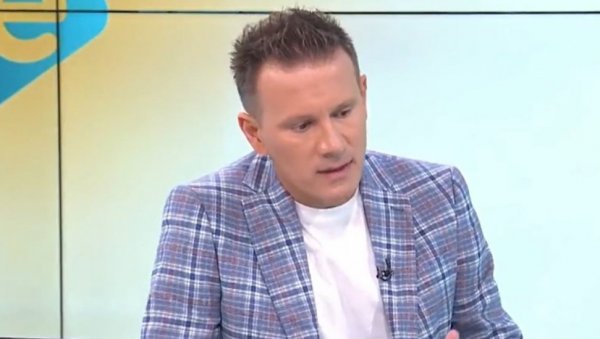 НОВА ТЕОРИЈА ЗАВЕРЕ ИЗ ОПОЗИЦИОНИХ РЕДОВА: Вучић победио Шпанију, Америку, Тајланд и Аргентину да прикрије писмо европарламентараца (ВИДЕО) НОВА ТЕОРИЈА ЗАВЕРЕ ИЗ ОПОЗИЦИОНИХ РЕДОВА: Вучић победио Шпанију, Америку, Тајланд и Аргентину да прикрије писмо европарламентараца (ВИДЕО)