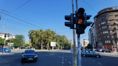 NORMALIZOVAN SAOBRAĆAJ NA TROŠARINI NAKON NESREĆE: U sudaru autobusa i tramvaja 10 povređenih