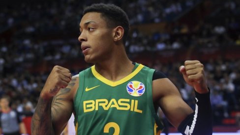 TRLJAJU RUKE U ZVEZDI: Brazilski plejmejker presudio Kanadi na Mundobasketu TRLJAJU RUKE U ZVEZDI: Brazilski plejmejker presudio Kanadi na Mundobasketu