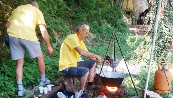 ПРВА „ГУЛАШИЈАДА“ У БУЉАНУ: Ево шта све очекује пријављене такмичарске екипе ПРВА „ГУЛАШИЈАДА“ У БУЉАНУ: Ево шта све очекује пријављене такмичарске екипе