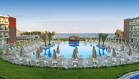 ŠTA ČEKATE, VREME JE ZA LETNJI ODMOR: Stiže pomoć u odabiru destinacije i preporuka za hotel kojim ćete biti zadovoljni ŠTA ČEKATE, VREME JE ZA LETNJI ODMOR: Stiže pomoć u odabiru destinacije i preporuka za hotel kojim ćete biti zadovoljni