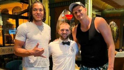 ŠTETA JE DA SE BACI: Nikola Jokić jednim potezom zapalio internet ŠTETA JE DA SE BACI: Nikola Jokić jednim potezom zapalio internet