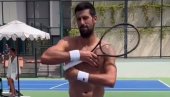 AMERI GLEDALI ZATEČENI: Novak Đoković ovo uradio pred stotinama ljudi (VIDEO)