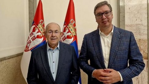 ЗАЈЕДНО ГРАДИМО УСПЕШНУ И МОДЕРНУ СРБИЈУ: Председник Вучић се састао са Иштваном Пастором (ФОТО) ЗАЈЕДНО ГРАДИМО УСПЕШНУ И МОДЕРНУ СРБИЈУ: Председник Вучић се састао са Иштваном Пастором (ФОТО)
